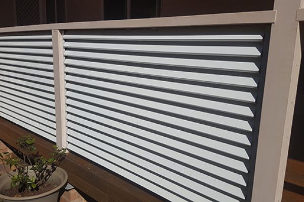 duraslat-fixed-louver-outside-view7E9EC9A5-9251-CBBB-F88C-1F98372F7557.jpg